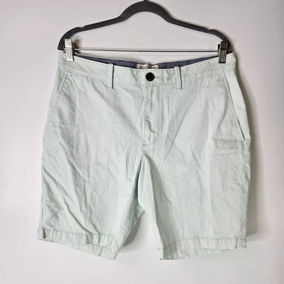 Men's Shorts Penguin By Munsingwear Flat Front Size 34 Light Green Preppy - Picture 1 of 6